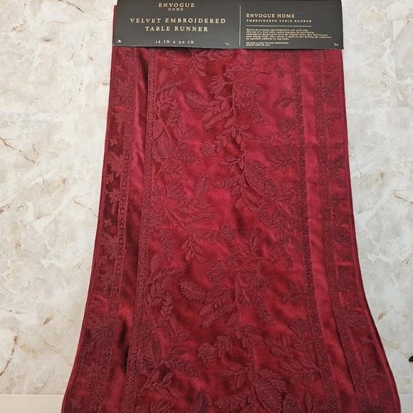 Velvet Embroidered Table Runner - Picture 7 of 14